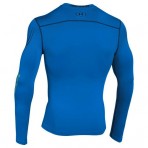 Tričko Under Armour pro všechny sportovní aktivity v modrém provedení s logem Under Armour na hrudi.